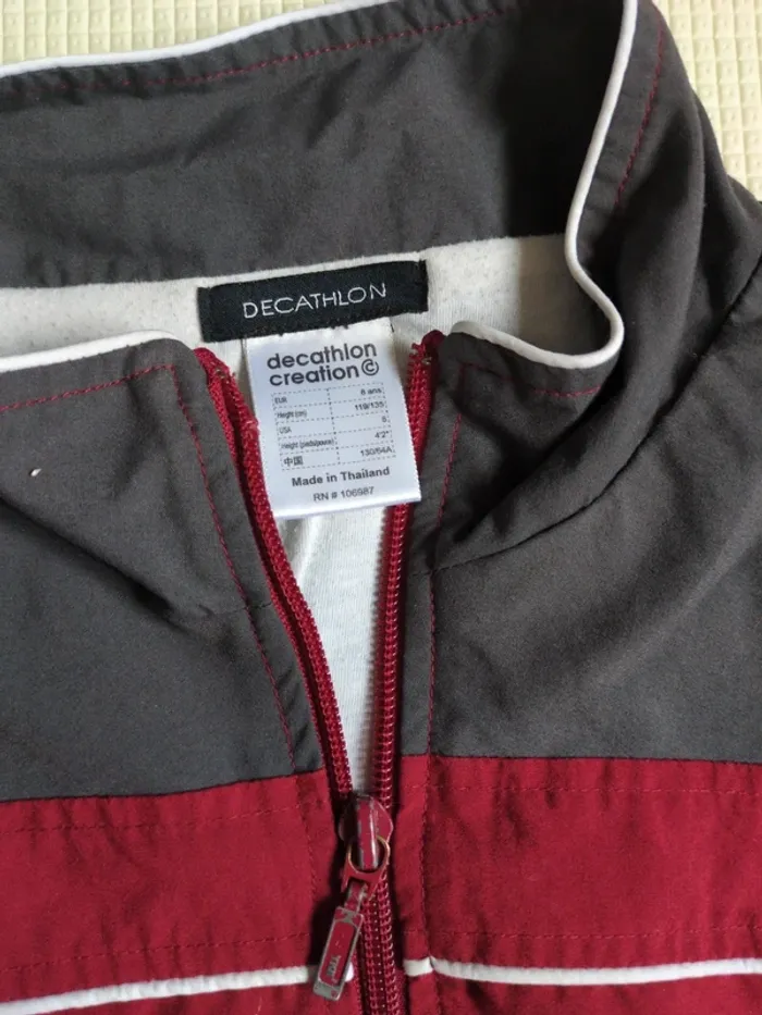 Veste survêt Decathlon 8 ans - photo numéro 4