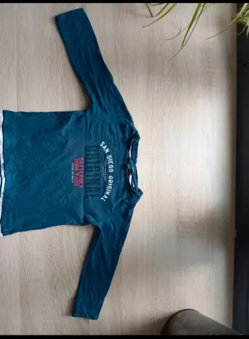 Tee-shirt manches longues ycc taille 24 mois