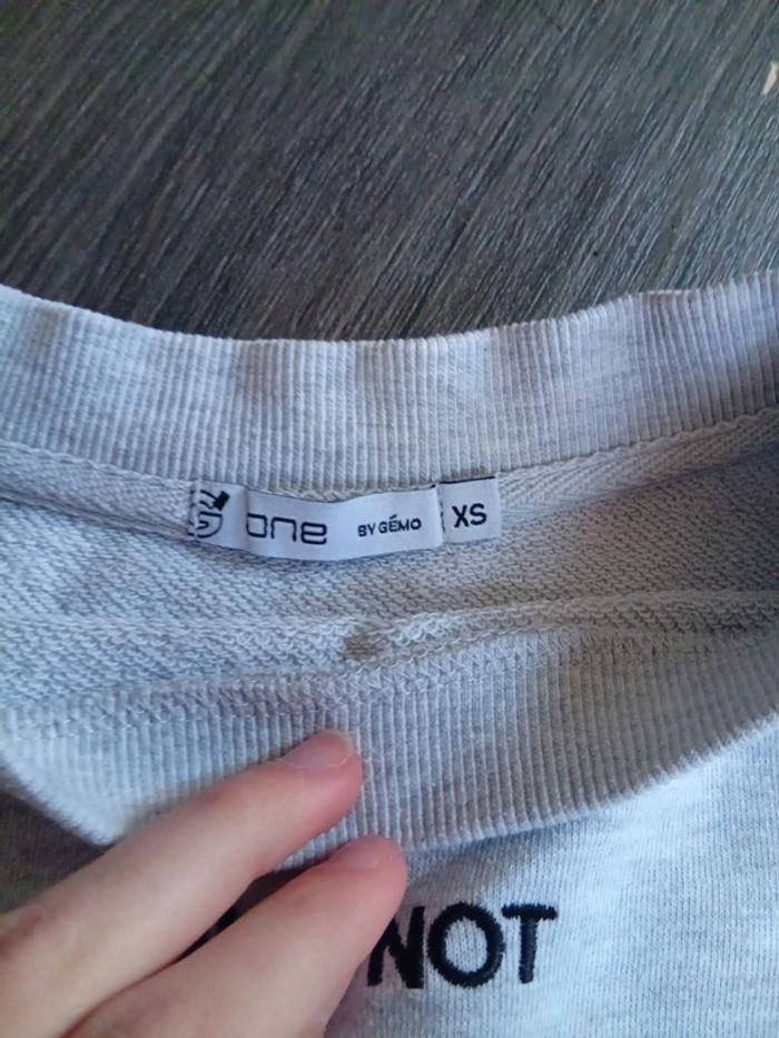 Sweat gris - photo numéro 4