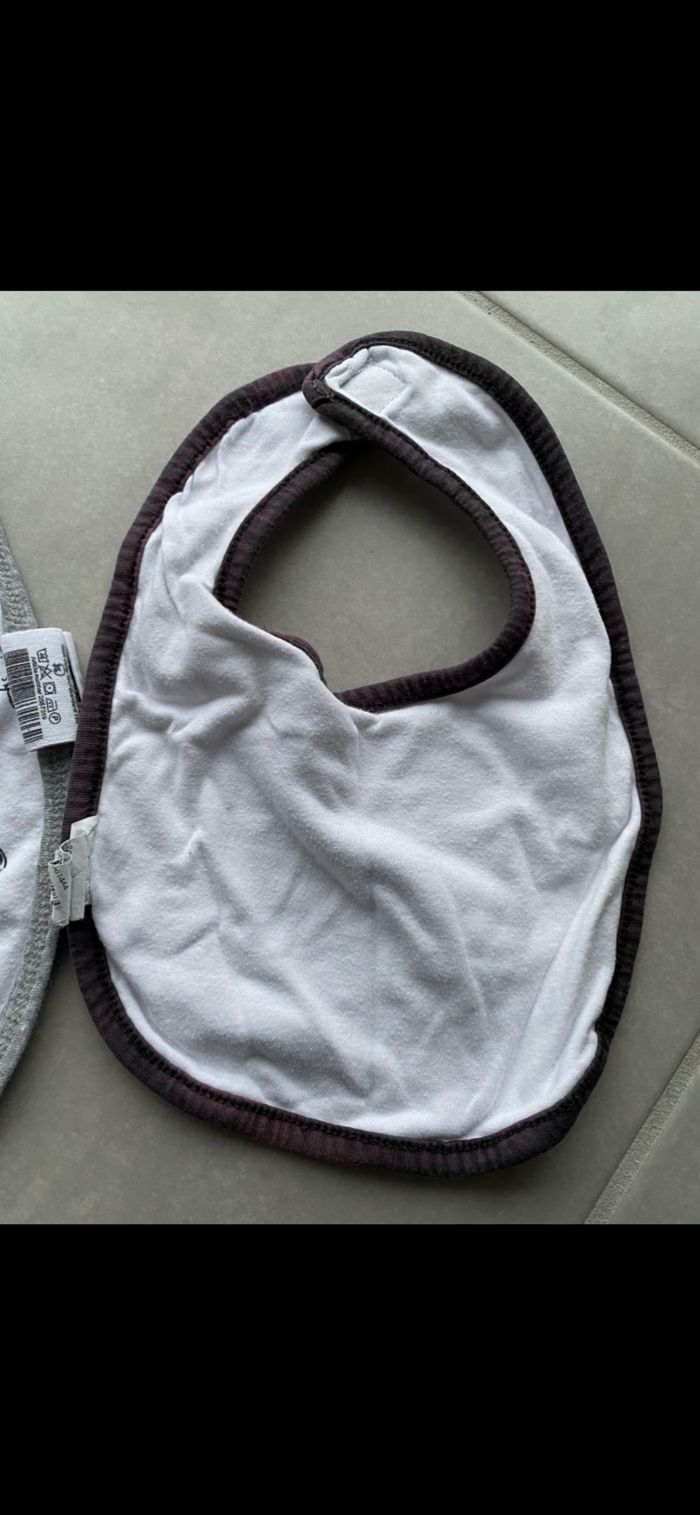 Lot de 2 bavoirs - photo numéro 6