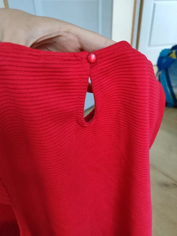 Débardeur rouge - photo numéro 4