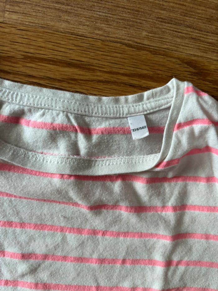 T-shirt C&A fille 10ans - photo numéro 4