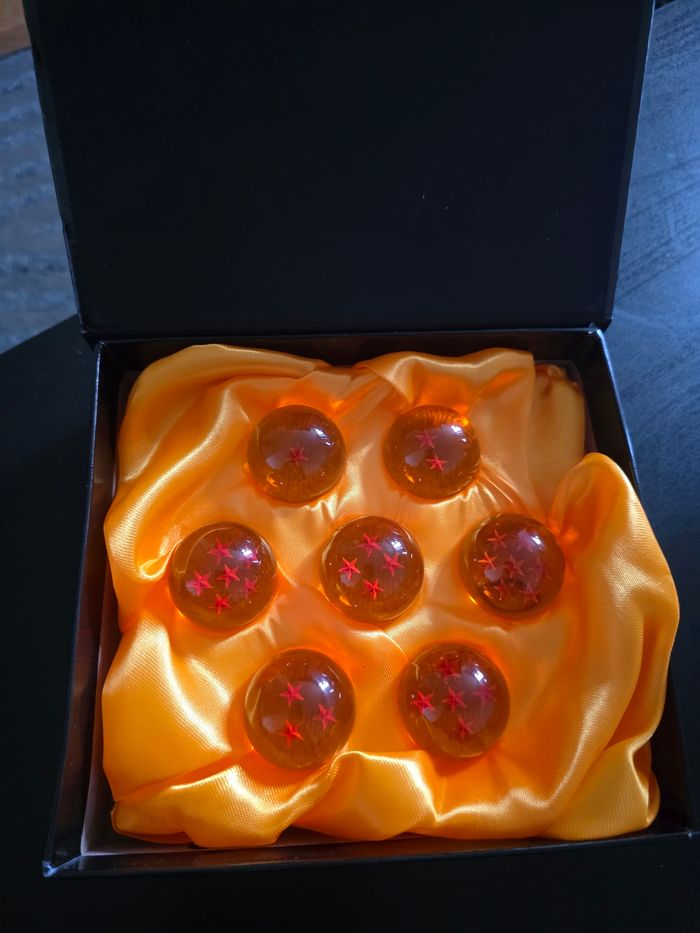 Coffret de 7 balles de dragon ball Z neuf - photo numéro 3