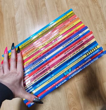 Lot de 24 BD Schtroumpfs / Collection BD Schtroumpfs