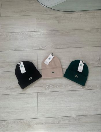 Bonnet Lacoste taille unique couleur noir disponible 