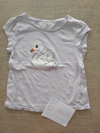 Tee shirt 5/6 ans *