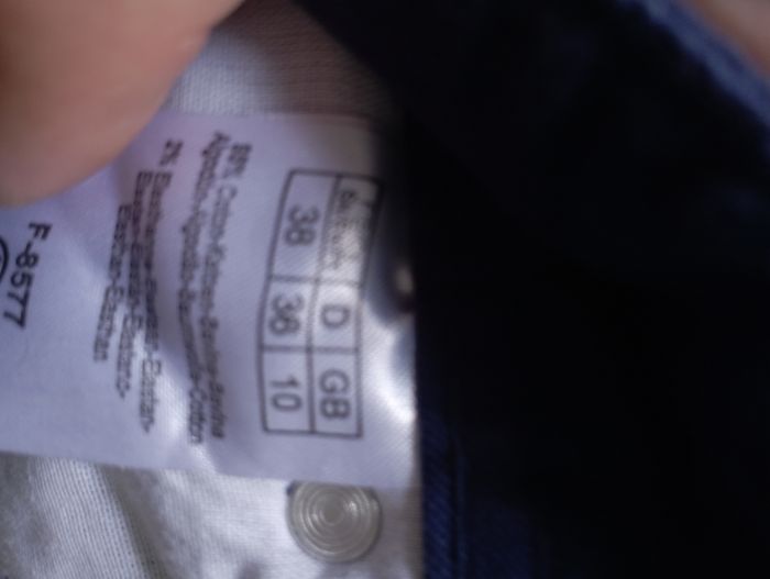 Pantalon de femme taille 38 de marque blanche porte - photo numéro 9