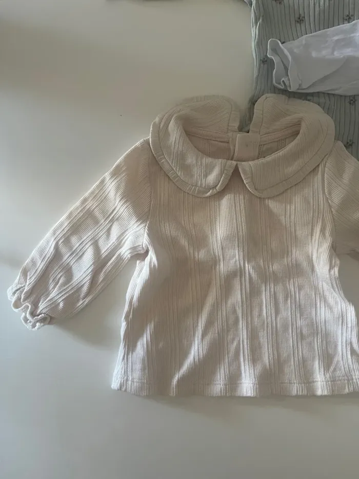 Lot 3 hauts manches longues Kiabi - 3 mois - Neuf 👧 - photo numéro 2