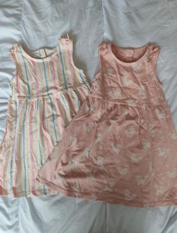 Lot de 2 robes d'été 🦄 C&A