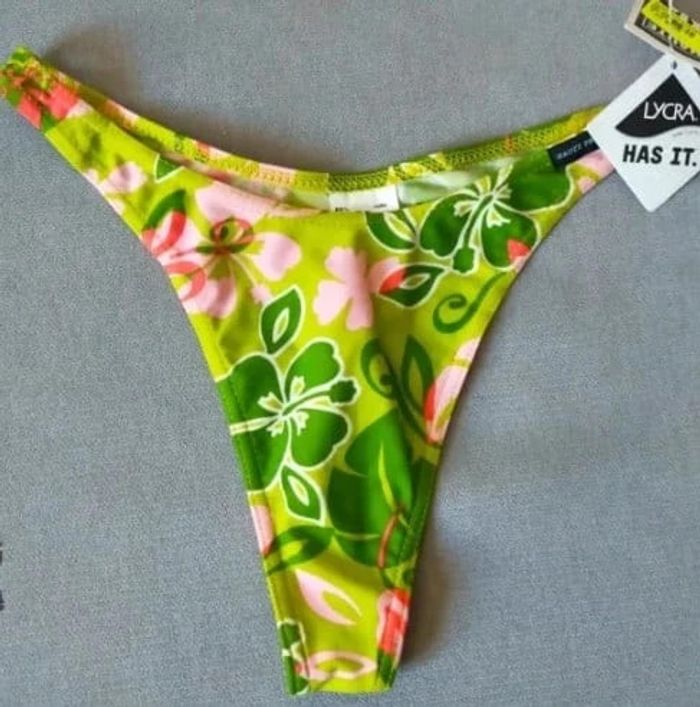 Bas de maillot femme – Tanga tropical vert fleuri – Haute Pression – Neuf avec étiquette