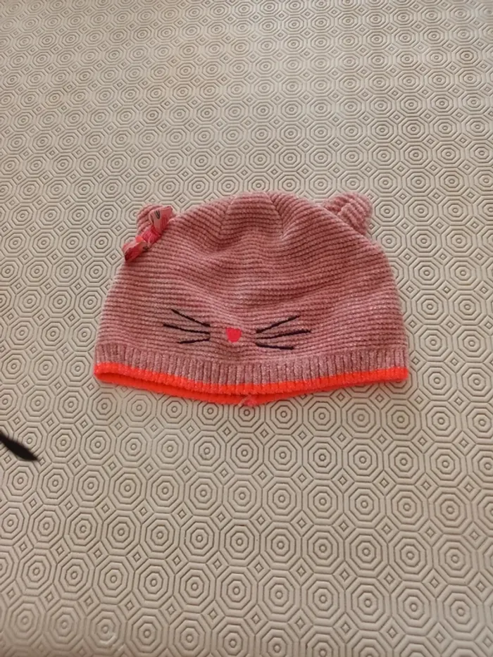 Bonnet sergent major.  Tour de tête 56 cms