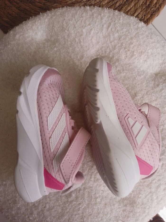Tennis fille adidas pointure 19 - photo numéro 3