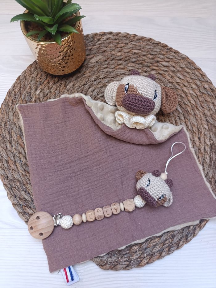 Doudou + attache tétine