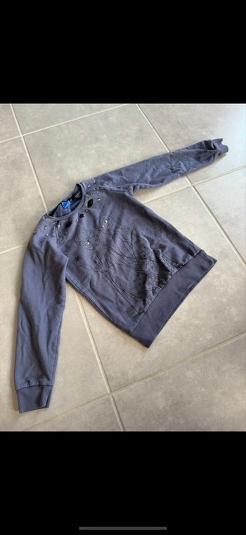 Pull long Reine des neiges 8 ans