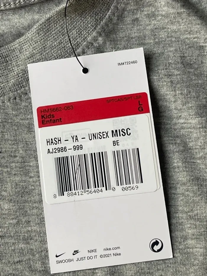 Tee shirt Nike - photo numéro 3