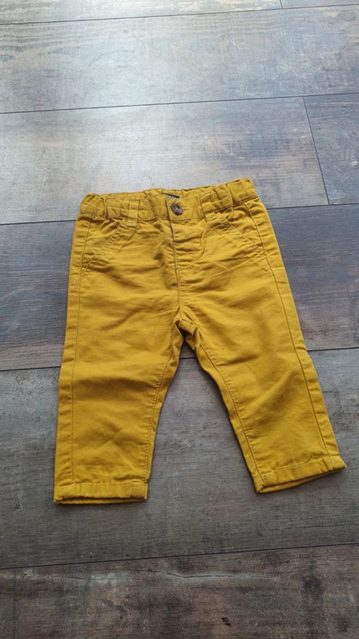 Pantalon kiabi 6 mois 68 cm en très bon état