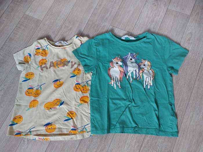 Lot 2 t-shirts manches courtes 5A