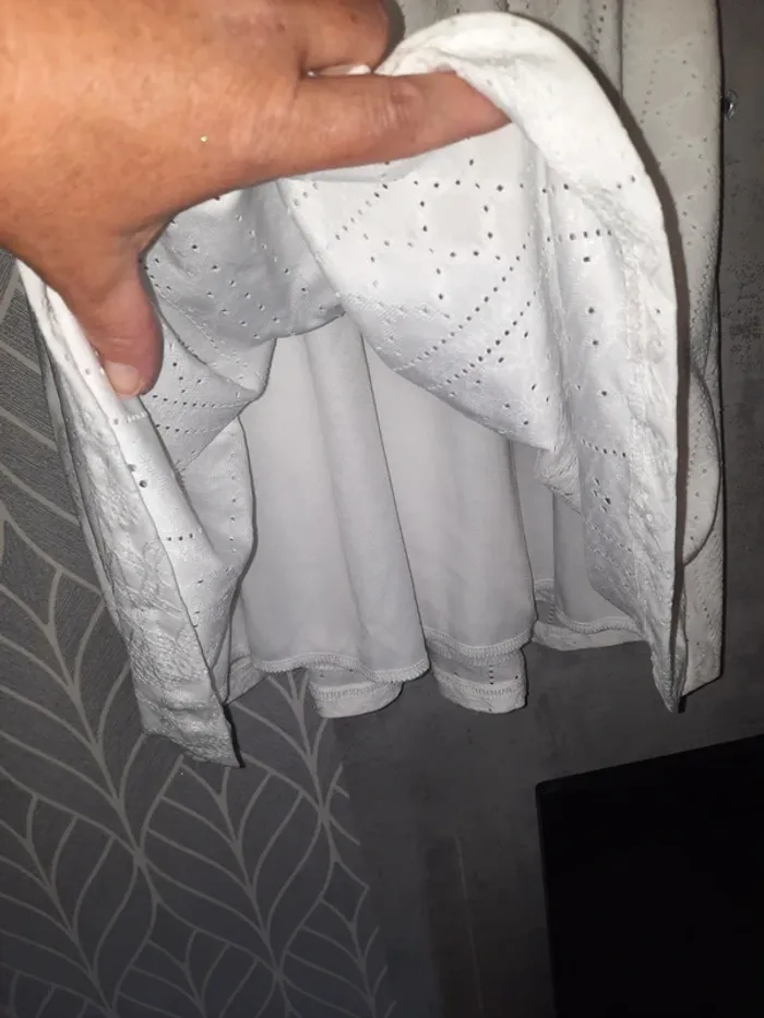 Jolie robe blanche taille 36 - photo numéro 3