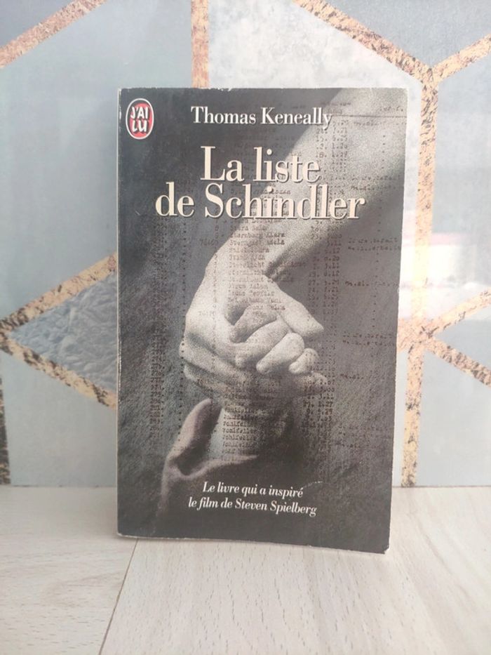 Livre poche la liste de Schindler Keneally livre qui a inspiré le film de Spielberg