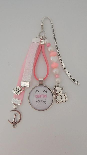 Cadeau chaton,  bijoux de sac ou marque page " chaton"