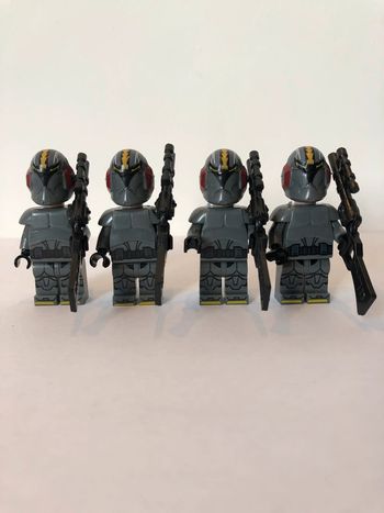 Figurine type lego 4 clones gris. Star Wars