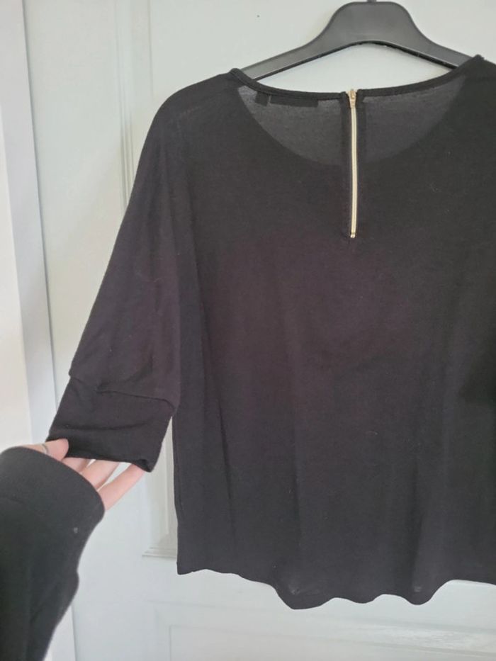 Haut noir - photo numéro 4