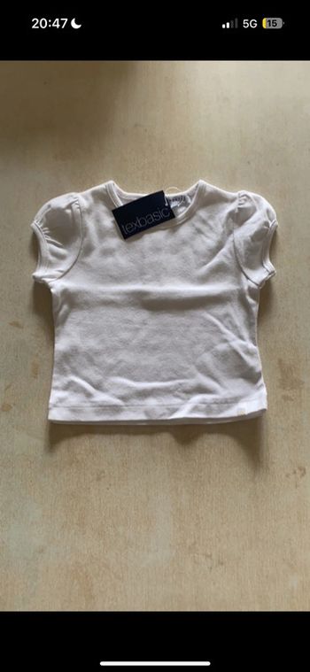 T-shirt blanc Neuf  12 mois