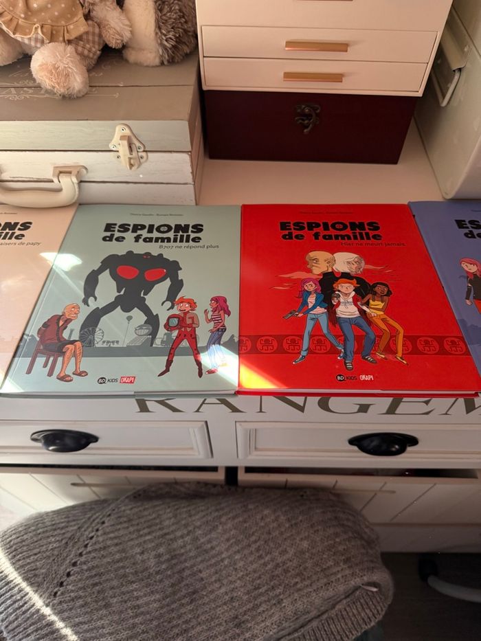 Lot Bd Espions de famille - photo numéro 9