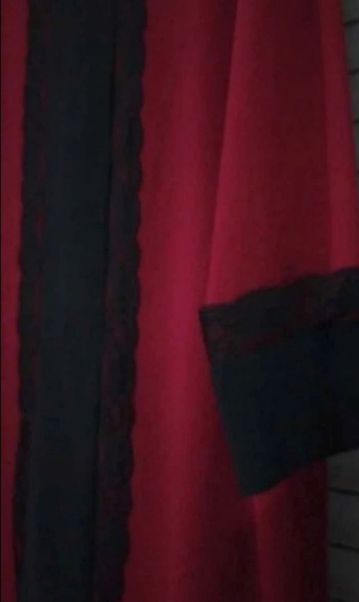 Tunique en très bon état - photo numéro 3