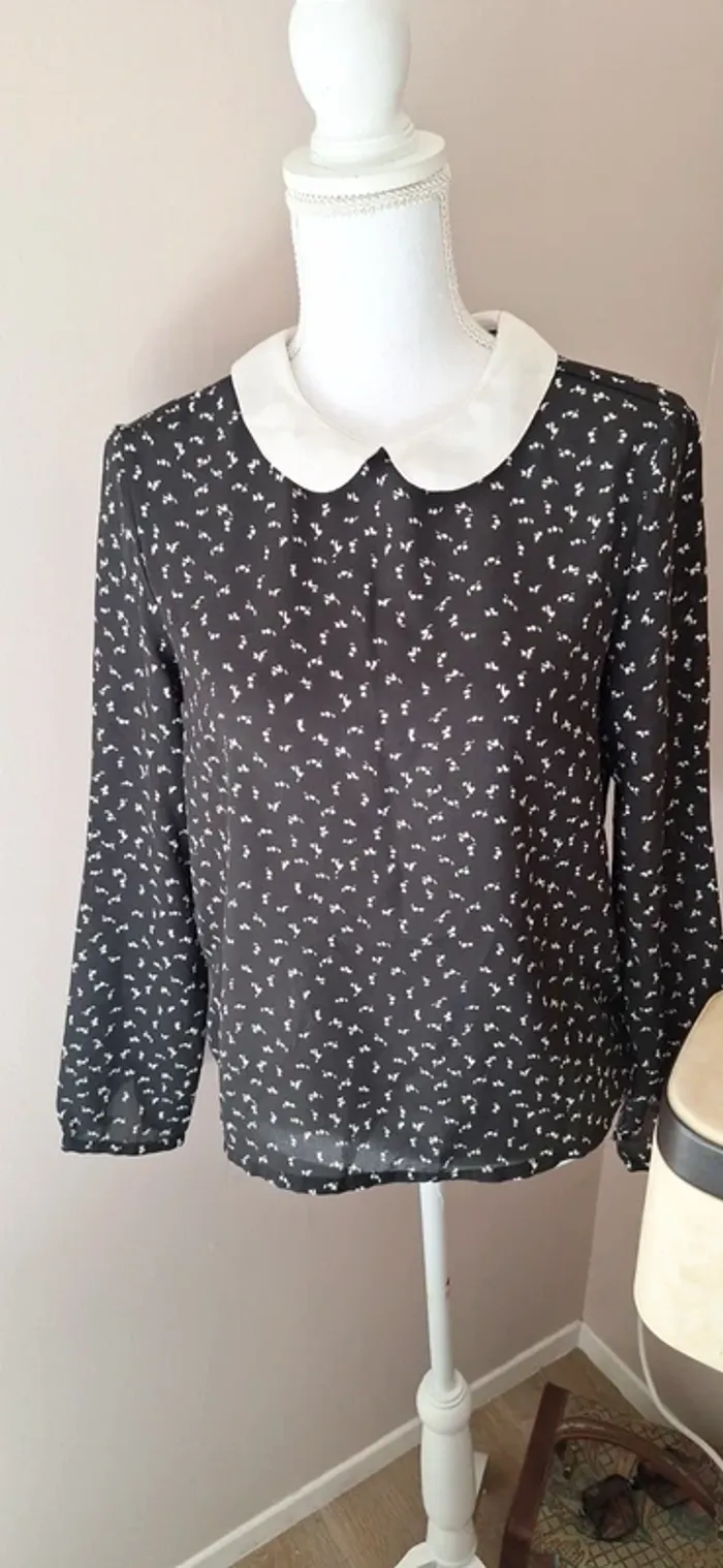 Blouse noires à petits motifs col Claudine t38 #F38M-123