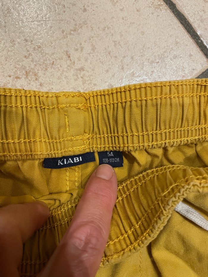 Lot de 2 shorts taille 5ans - photo numéro 7