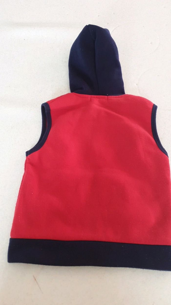 Gilet a capuche sans manche garçon 4 ans - photo numéro 2