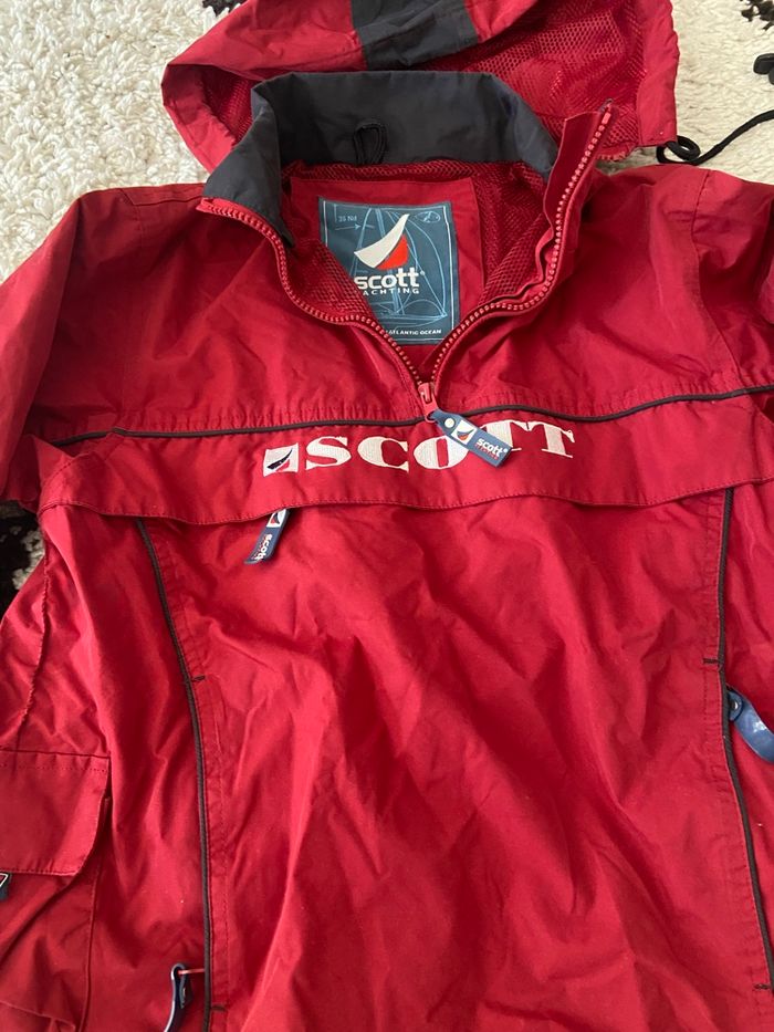 Veste coupe marque Scott rouge 10 ans - photo numéro 2