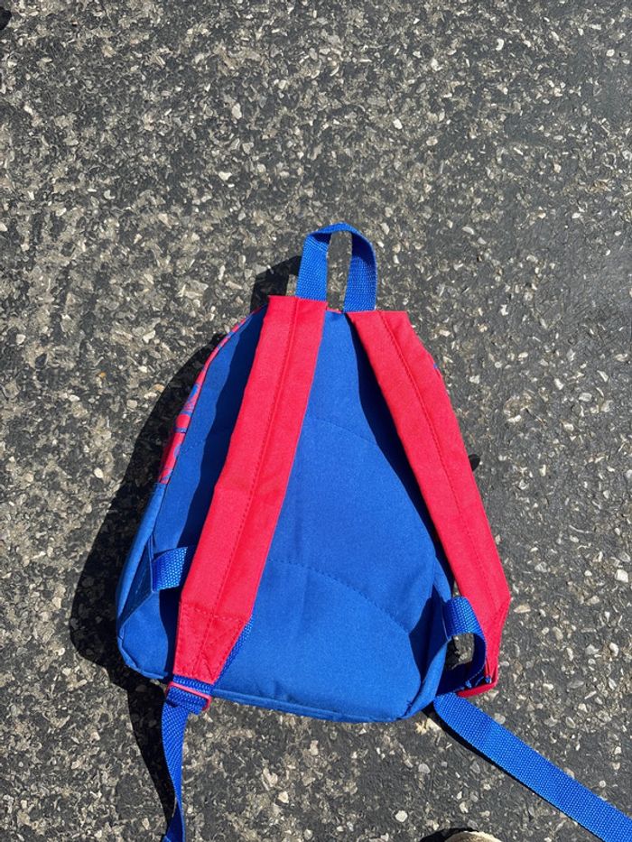 Sac à dos Spiderman - photo numéro 2