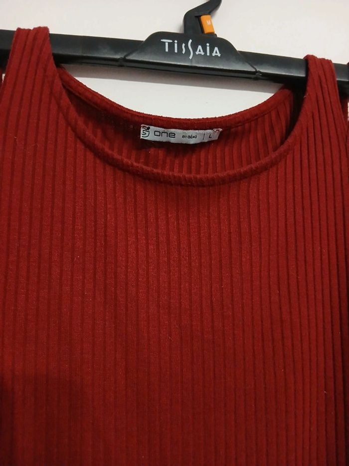 Robe bordeaux - photo numéro 2