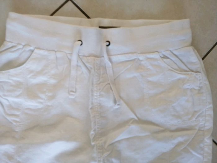 Jupe courte - photo numéro 2