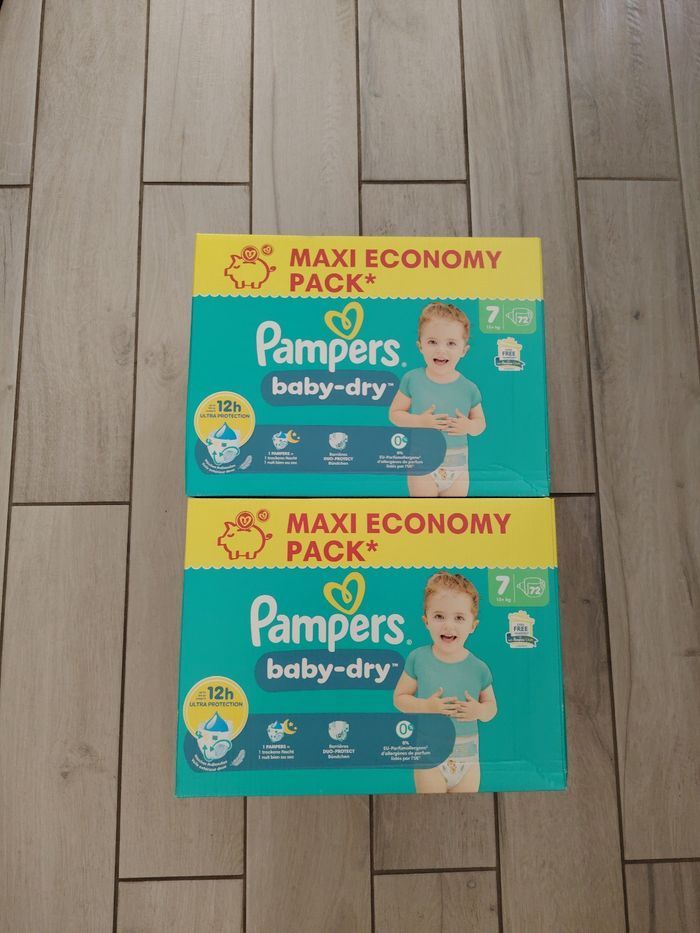144  couches Pampers baby dry taille 7