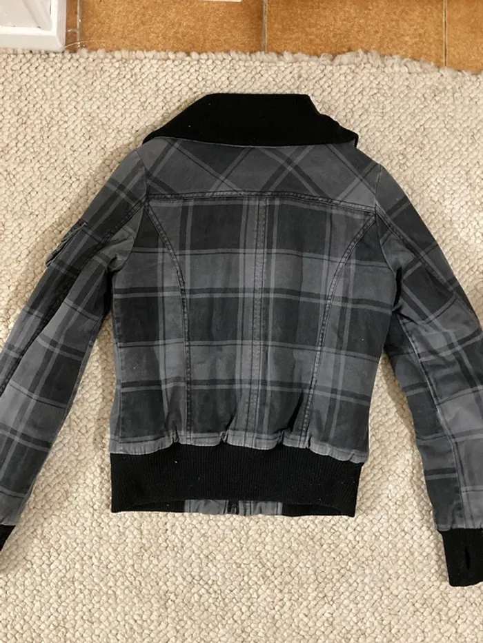 Manteau à carreaux - photo numéro 4