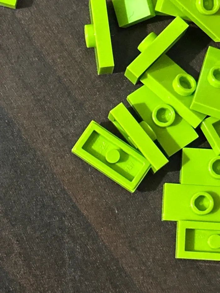 30 lego Plate, Modified 1 x 2 with 1 Stud without Groove (Jumper) - photo numéro 3