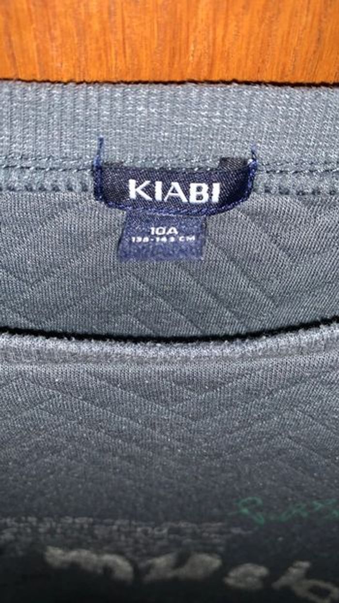 T shirt/pull fin manche longue 10 ans - photo numéro 2