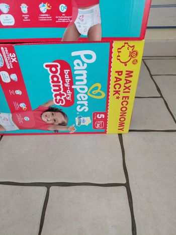 Pampers maxipack pants taille 5 86 couches
