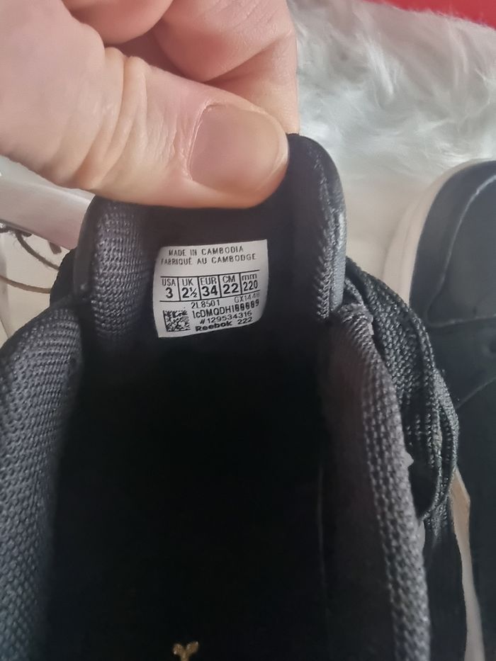 NEUVES (non portées) 🏷🥰🤩🩷superbes baskets fille pointure 34 Reebok🩷🥰🤩 - photo numéro 5