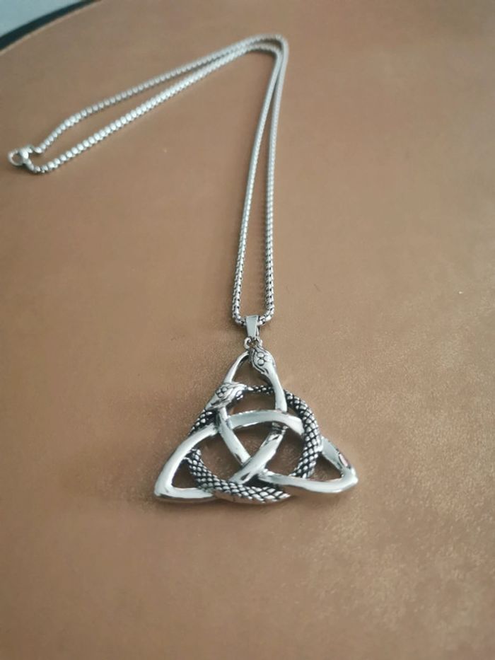 Collier et pendentif spirituel noeud celtique serpent - photo numéro 2