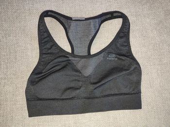 Brassière de sport noire 8 ans Decathlon