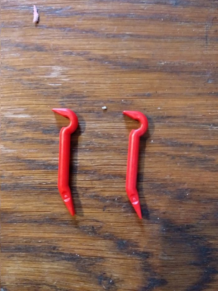 Lego 2 outils Pied de biche