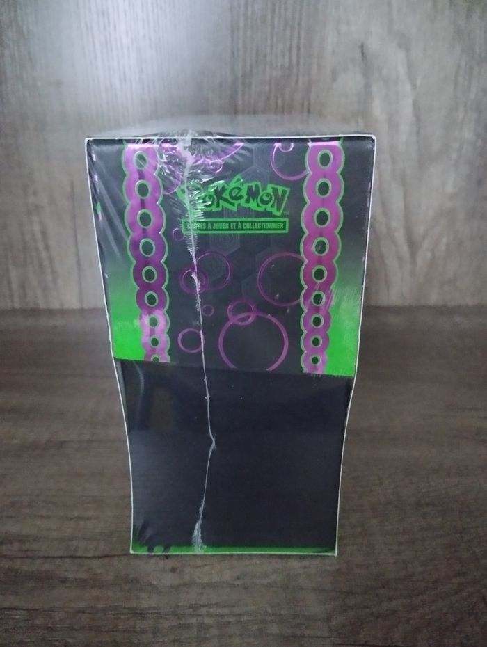 Pokémon
ETB
Écarlate et Violet EV6.5
Fable Nébuleuse - photo numéro 4