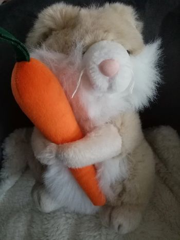 Peluche lapin pâques