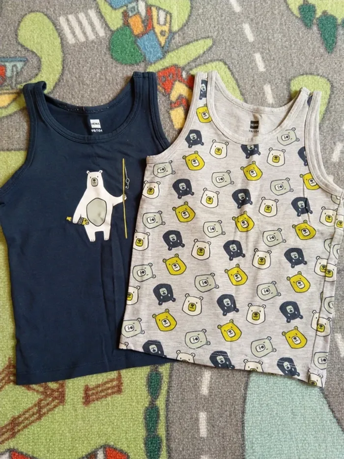 Lot 2 maillots de corps taille 98-104 cm, 2-4 ans