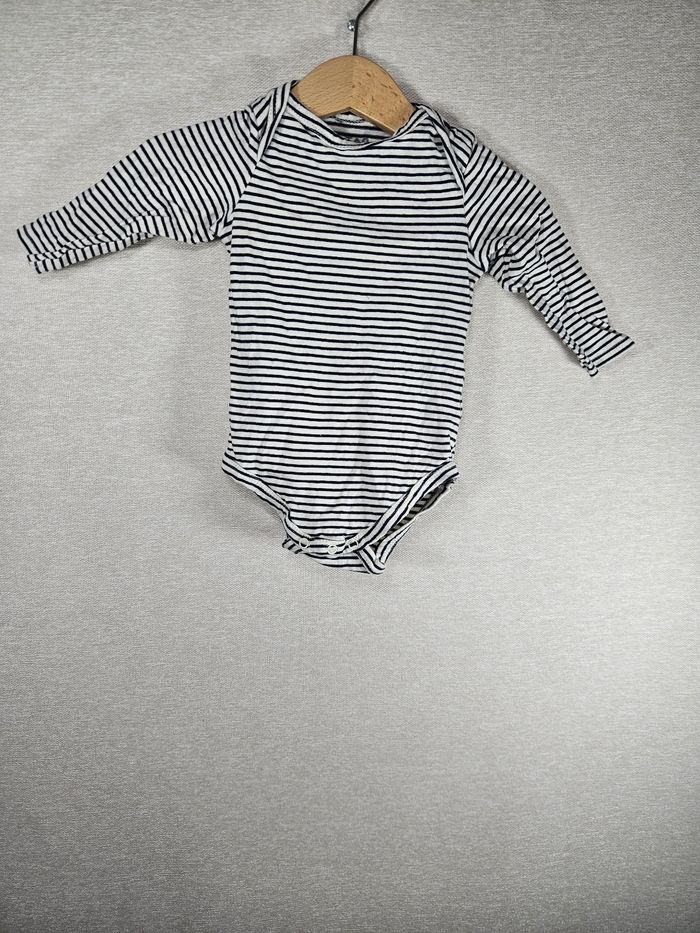 Bodie manche longue tape à l'œil 9 mois