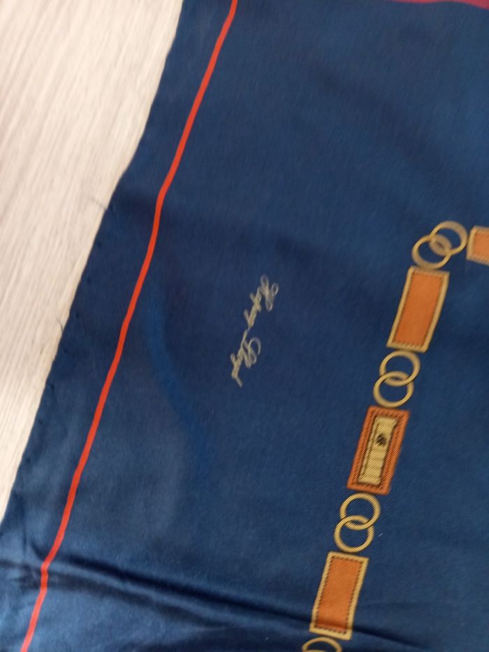 Foulard - photo numéro 4